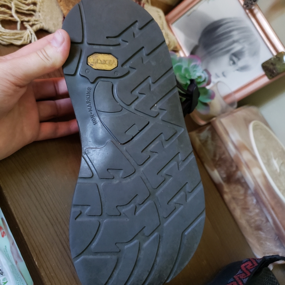 Chaco sandals - Picture 3 of 6